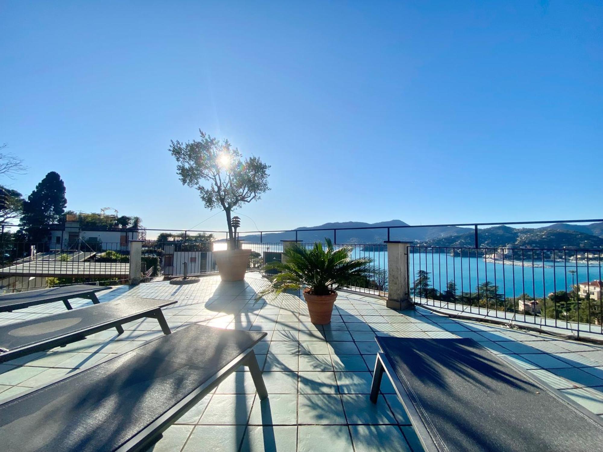 Welcome Riviera - Paradiso 12-Ultimo Restauro Nel 2025-Vista Mare Stupenda-Balcone Con Vista Meravigliosa Piu' Terrazza Solarium Sovrastante Di 70 Mq Esterna Rapallo Ngoại thất bức ảnh